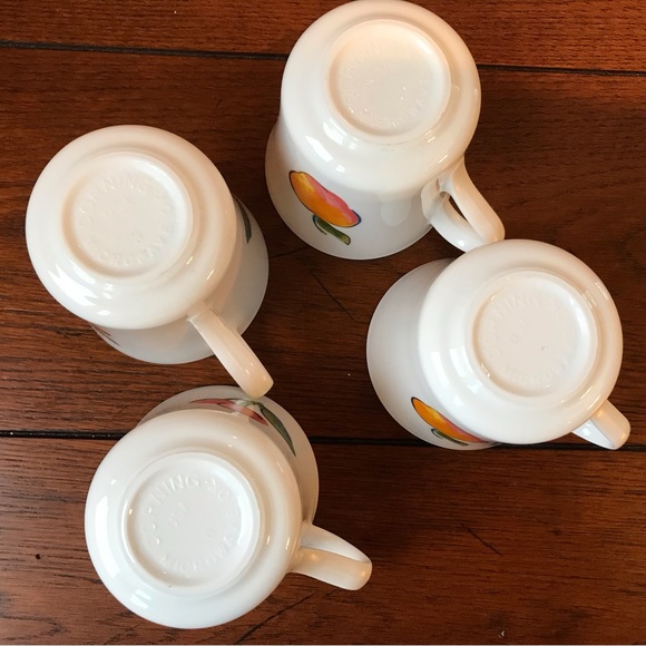 Set of 4 Corning Fruit Basket Cups - Picture 5 of 7